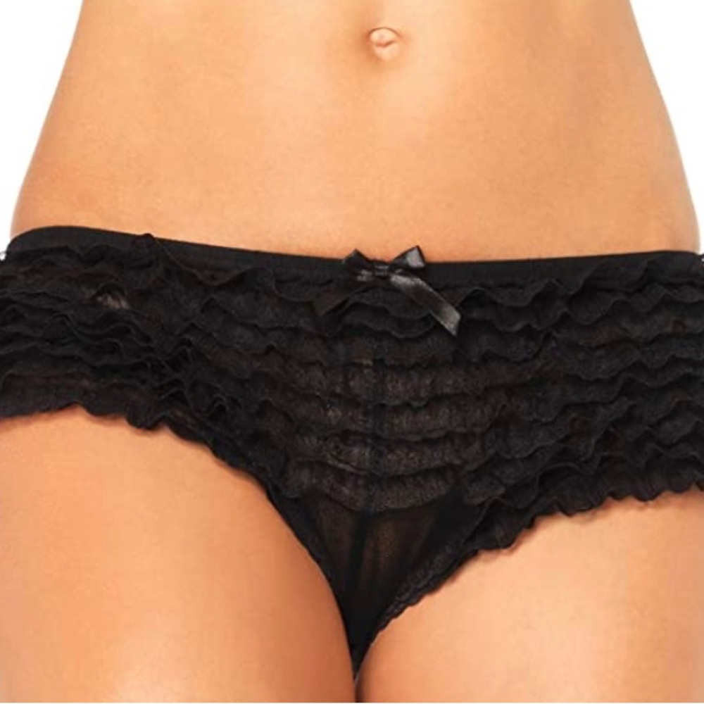 LEG AVENUE O/S LACE RUFFLE BOOTY SHORT